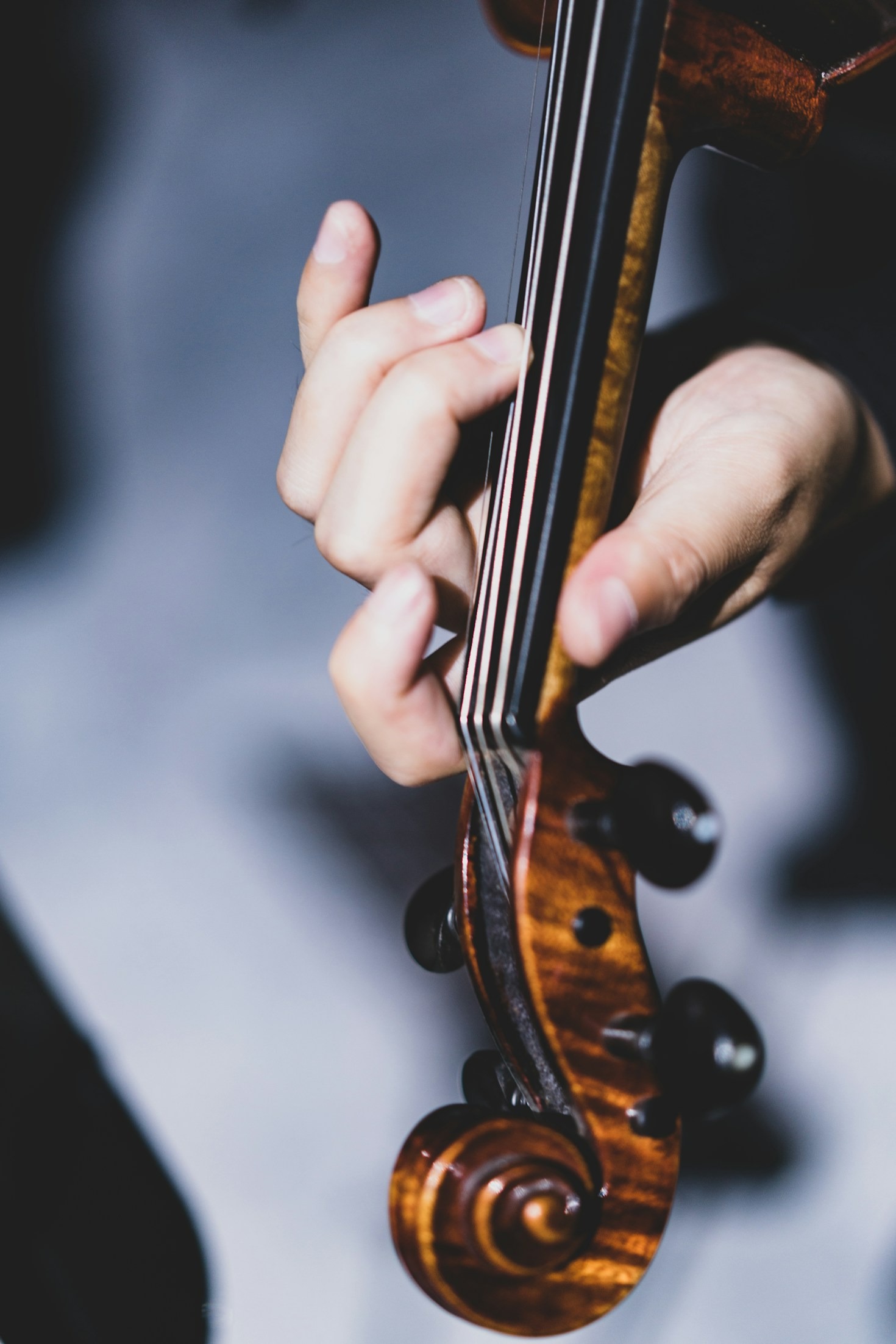 The Role of a Conductor in Philosophical Music